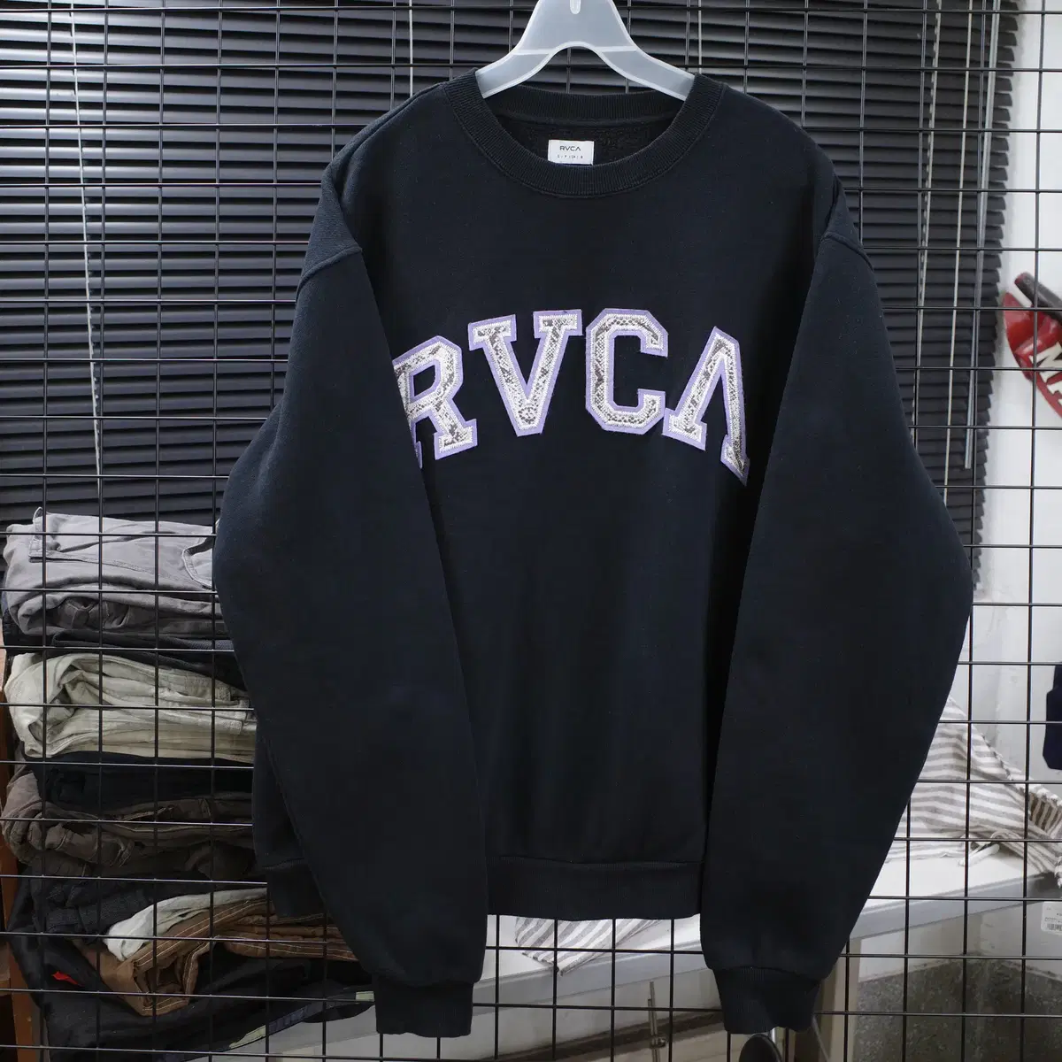 RVCA 스웻 셔츠